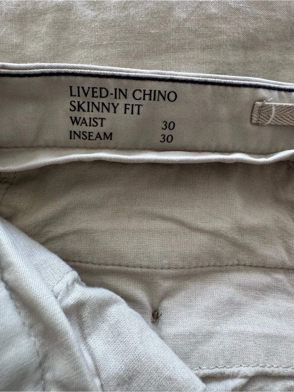 Banana Republic Men's Chino Pants in Light Khaki